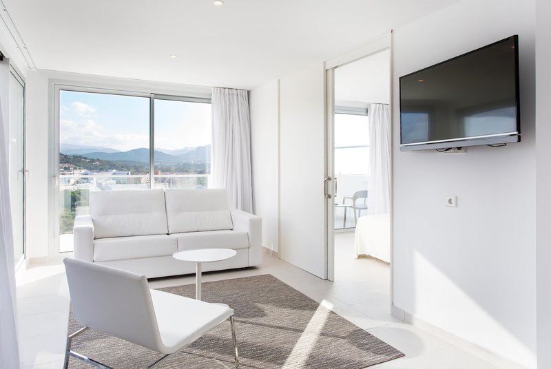 Reverence Life Hotel 89