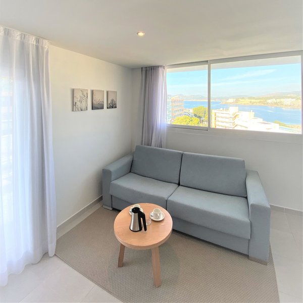 Reverence Life Hotel 91