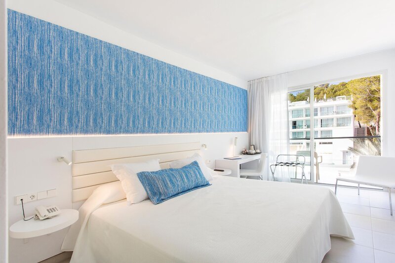 Reverence Life Hotel 76