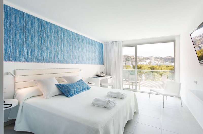Reverence Life Hotel 94