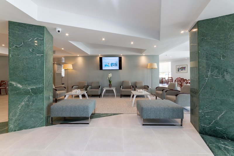 Reverence Life Hotel 109
