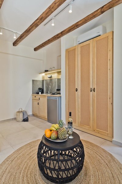 Ypsilos Beach Suites Adults only 5