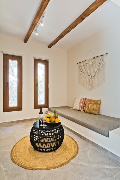 Ypsilos Beach Suites Adults only 7