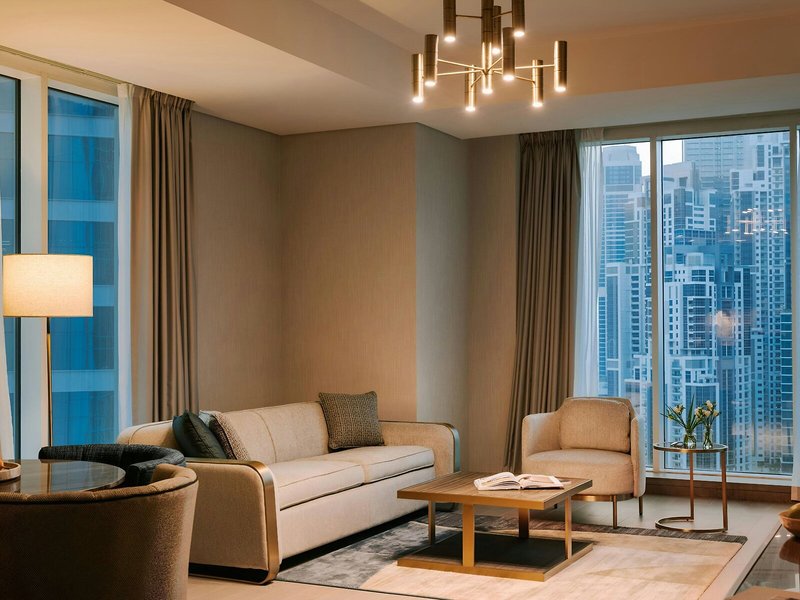 Business Bay 33