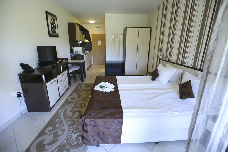 Laguna Beach Resort & Spa 15
