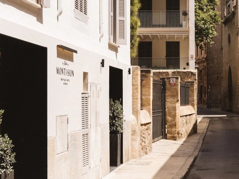 Boutique Hotel Petit Montisión 2 - Exterior
