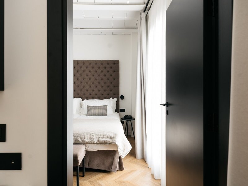 Boutique Hotel Petit Montisión 21 - Room Example