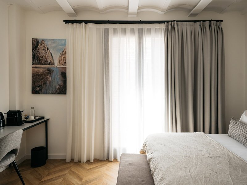 Boutique Hotel Petit Montisión 23 - Room Example
