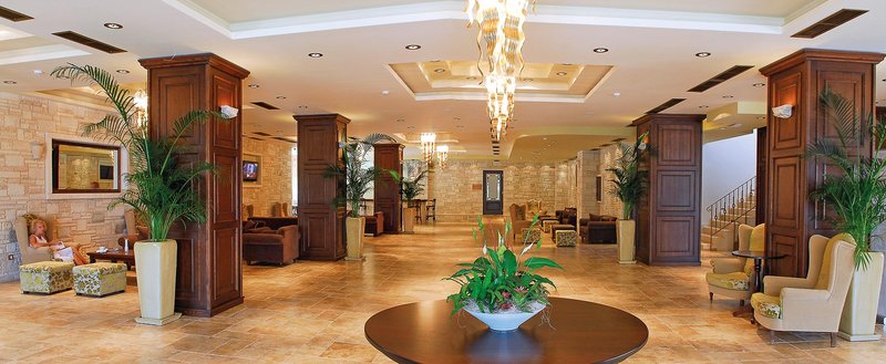 Cactus Royal Spa & Resort 7