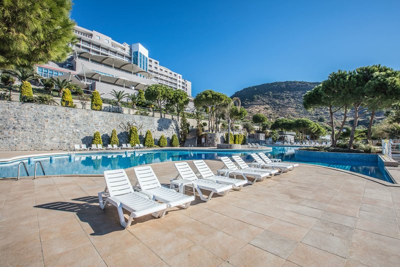 Aria Claros Beach & Spa Resort 6 - Outdoor Pool
