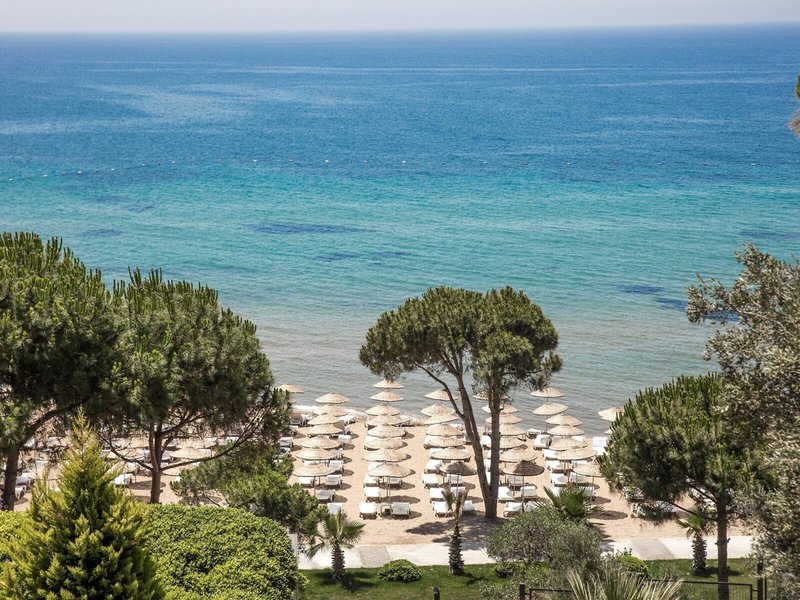 Aria Claros Beach & Spa Resort 9