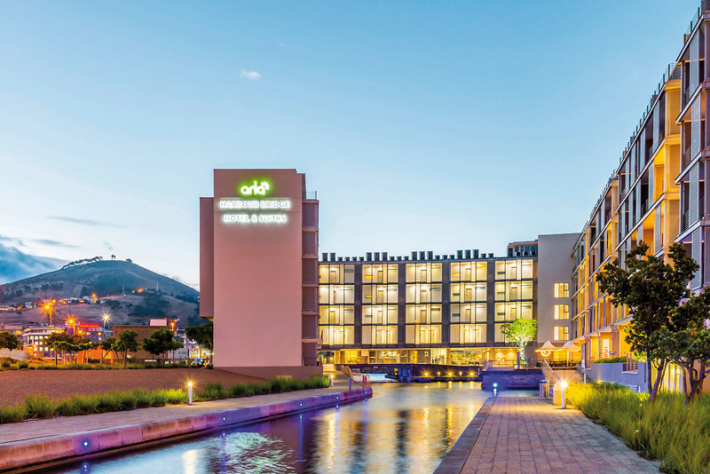 aha Harbour Bridge Hotel & Suites 1