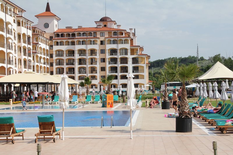 Sunrise All Suites Resort 4