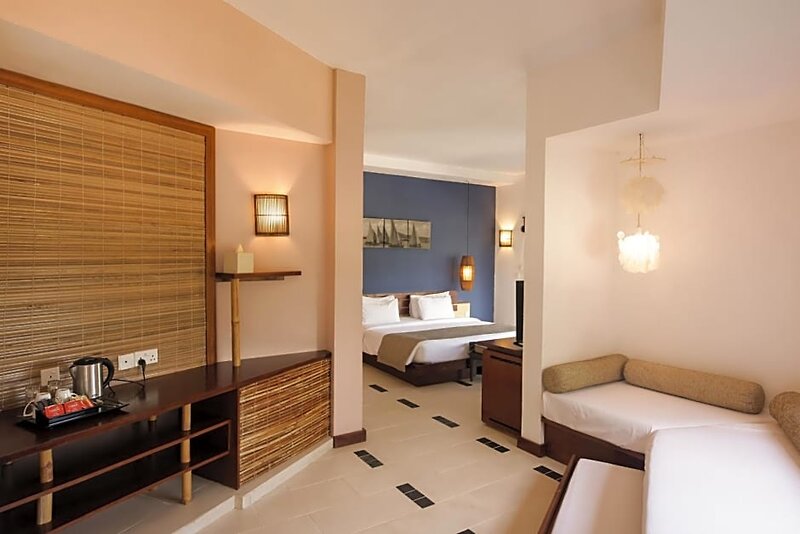 Laguna Beach Hotel & Spa 16