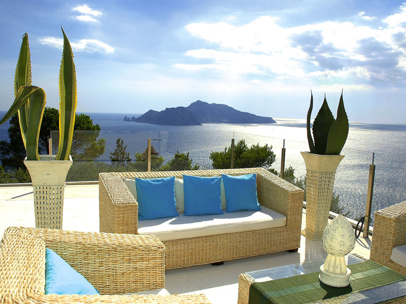 Relais Blu 7