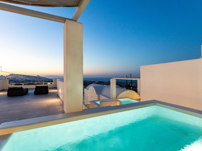 Serapias Suites