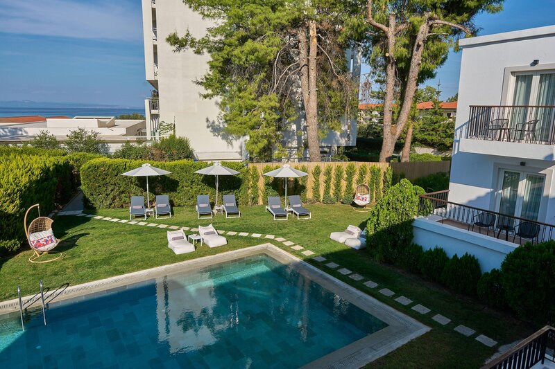 Domes Noruz Kassandra 42