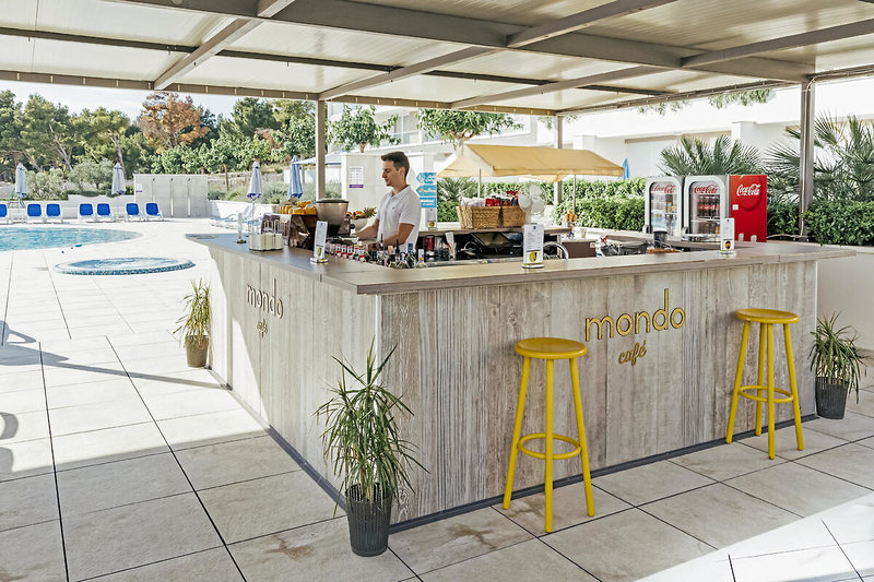 Romana Beach Resort 36