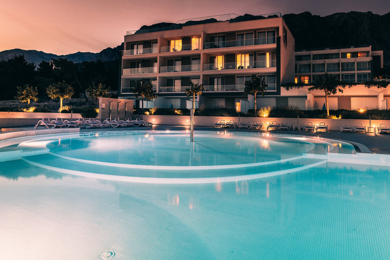 Romana Beach Apartments 3