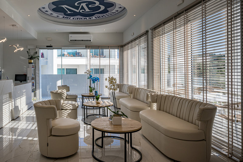 Mirage Bleu Hotel 6