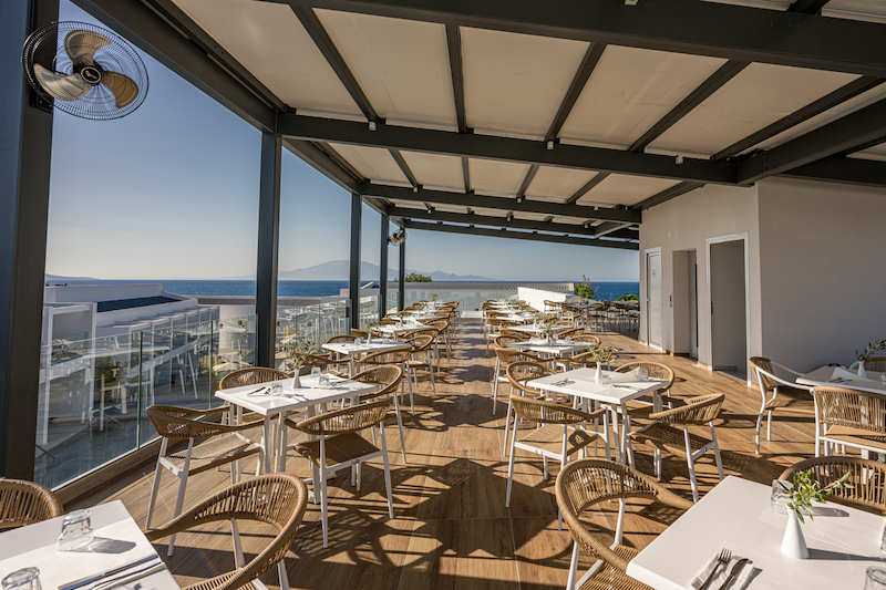 Mirage Bleu Hotel 7