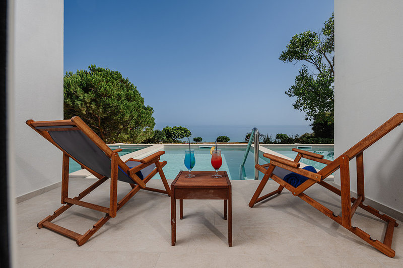 Mirage Bleu Hotel 9