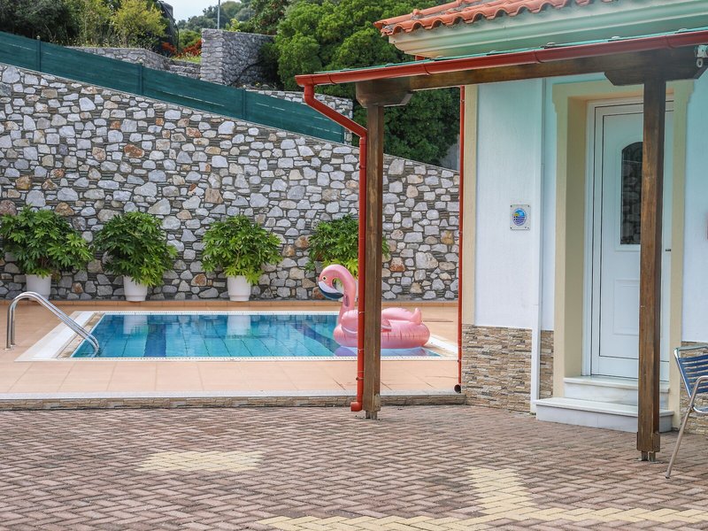 Villa Mitzelos 8