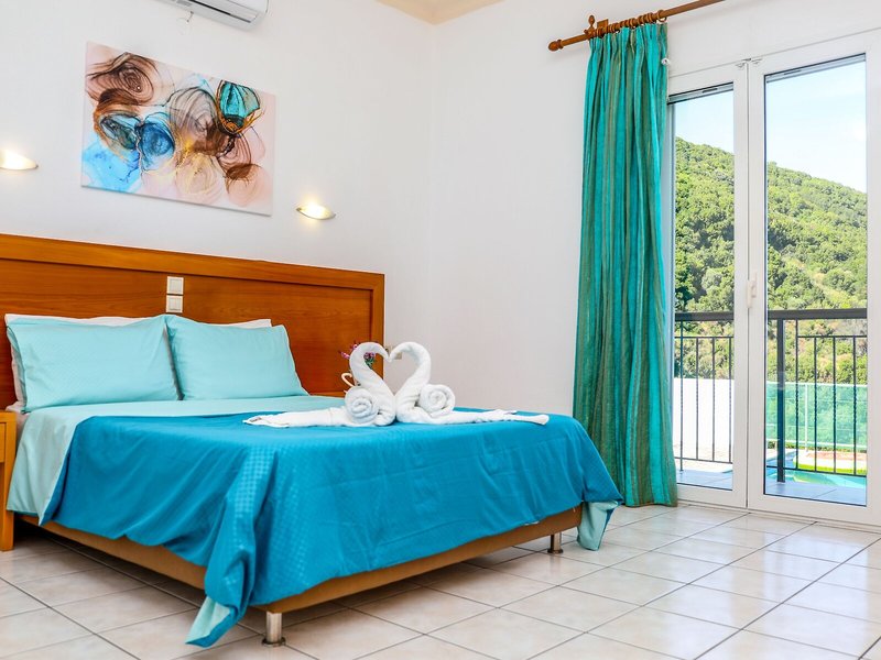 Villa Mitzelos 26