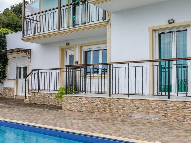 Villa Mitzelos 28