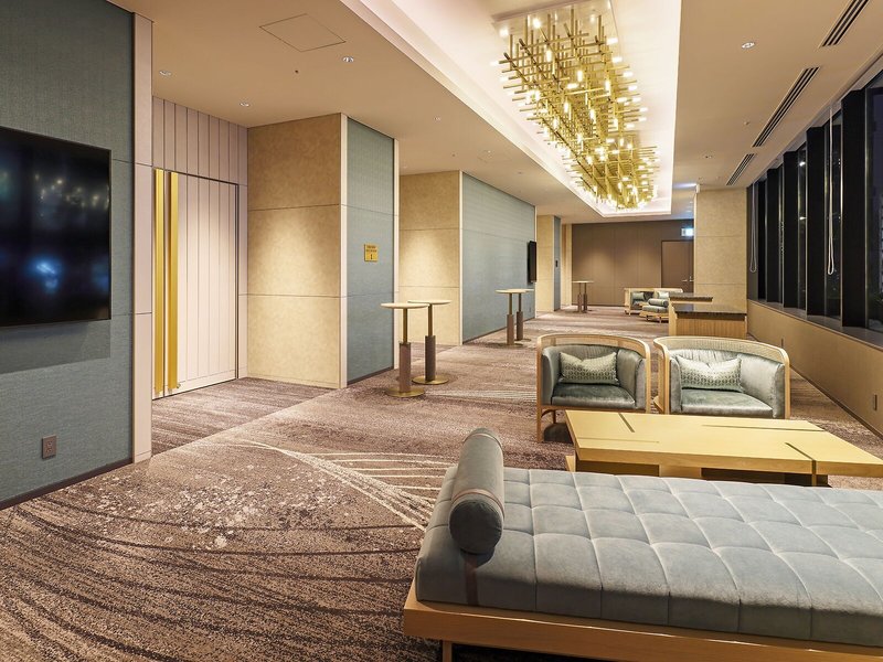 Centara Grand Hotel Osaka 6