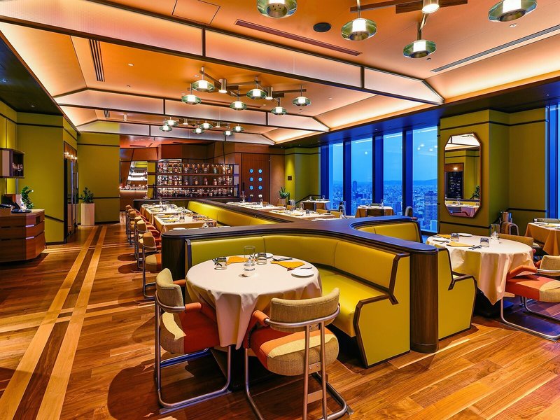 Centara Grand Hotel Osaka 9