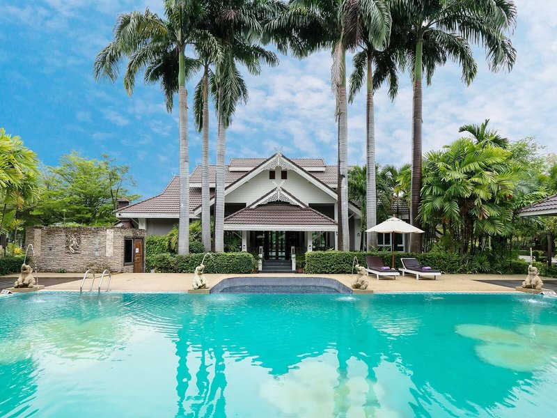 Le Charme Sukhothai Resort 13