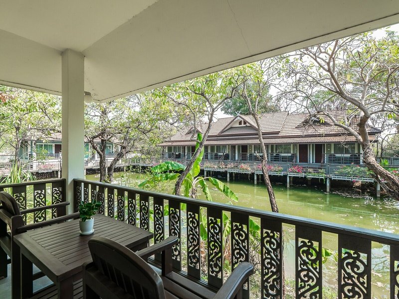 Le Charme Sukhothai Resort 45