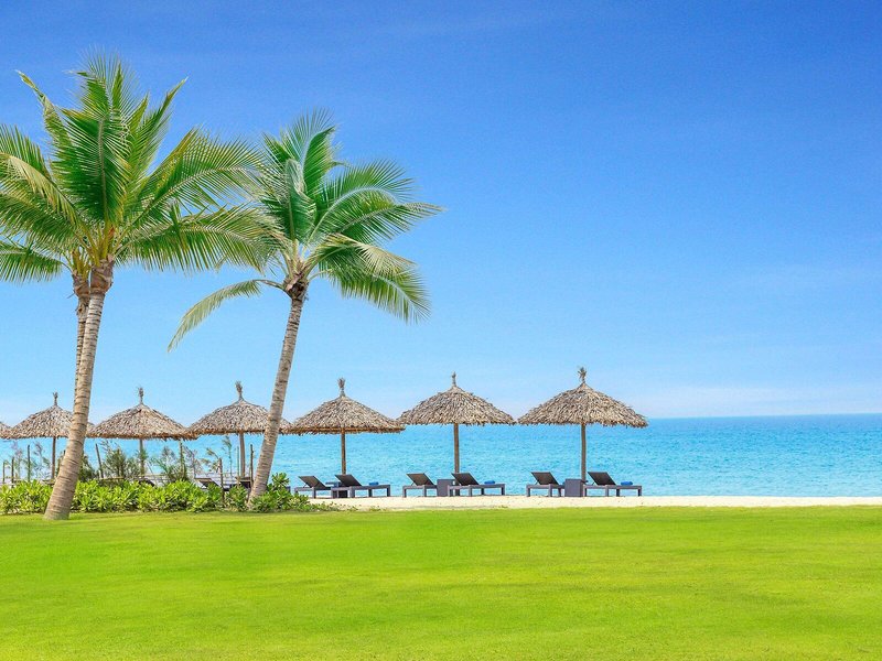 Wyndham Hoi An Royal Beachfront Resort & Villas 4