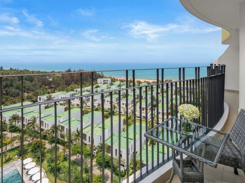 Wyndham Hoi An Royal Beachfront Resort & Villas 5