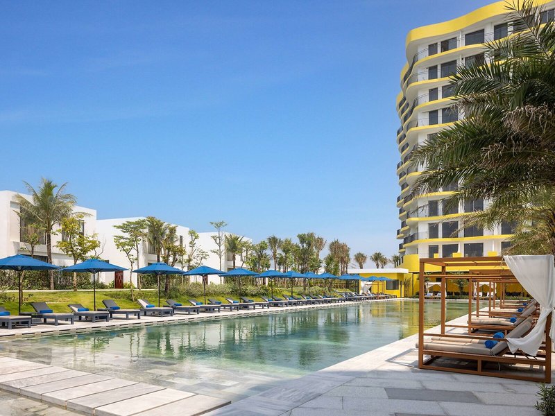 Wyndham Hoi An Royal Beachfront Resort & Villas 14