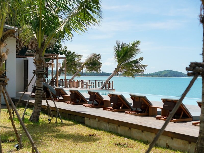 The Flow Samui Beach Resort 1