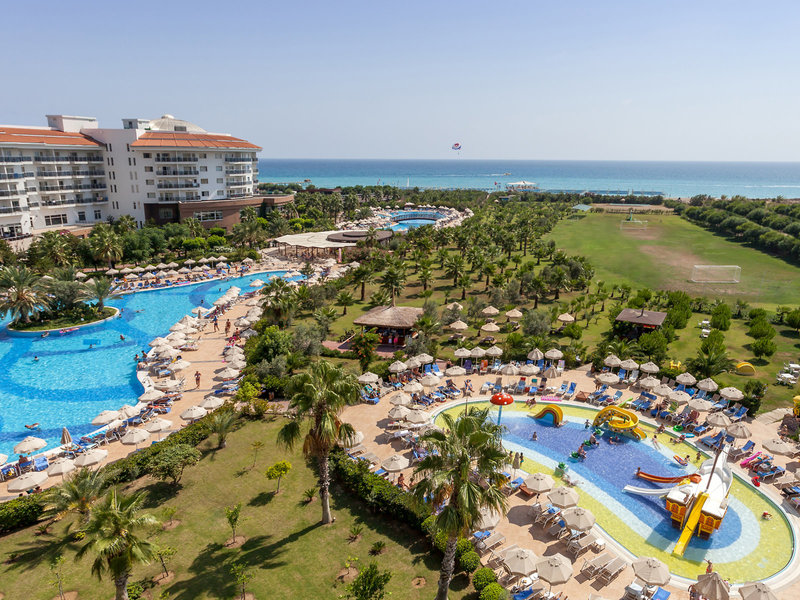 SunConnect Sea World Resort & Spa 1