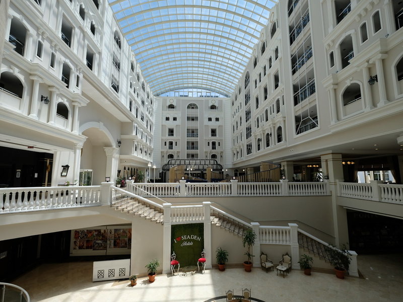 SunConnect Sea World Resort & Spa 2
