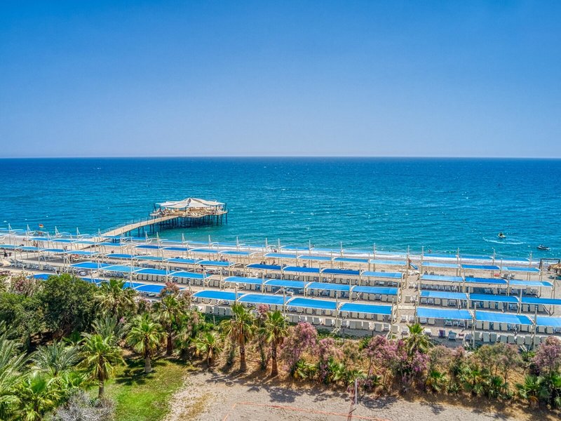 SunConnect Sea World Resort & Spa 7