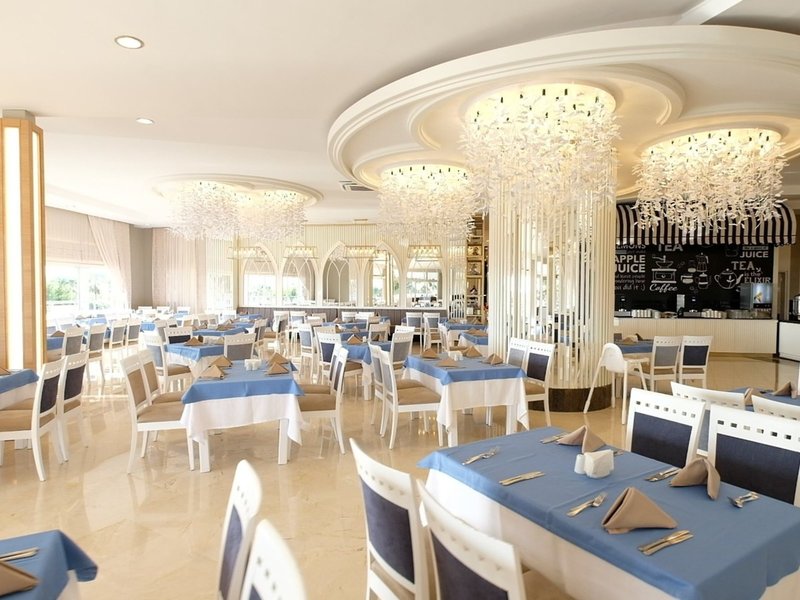 SunConnect Sea World Resort & Spa 19