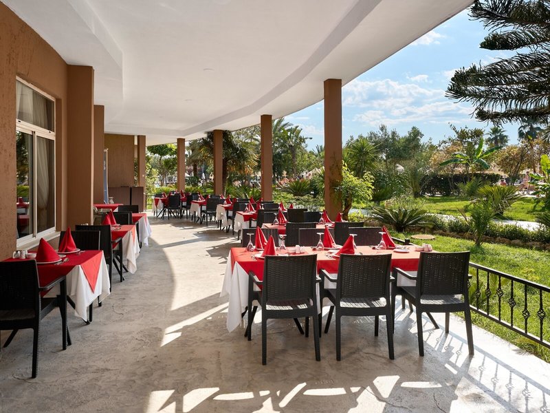 SunConnect Sea World Resort & Spa 48
