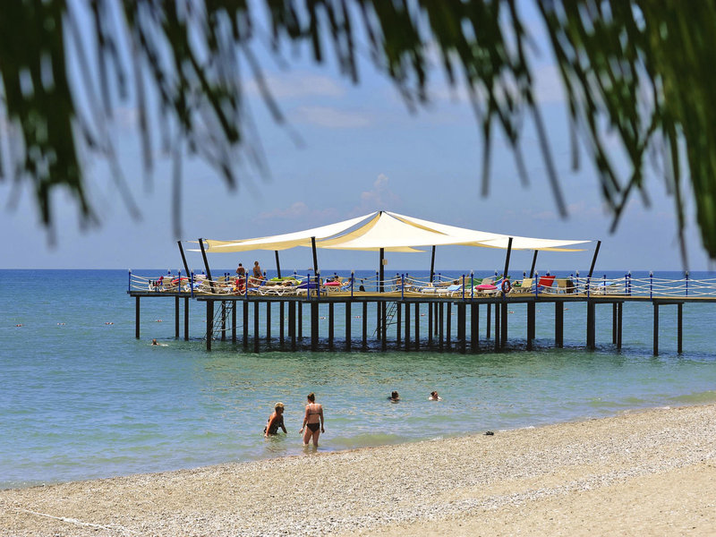 SunConnect Sea World Resort & Spa 4