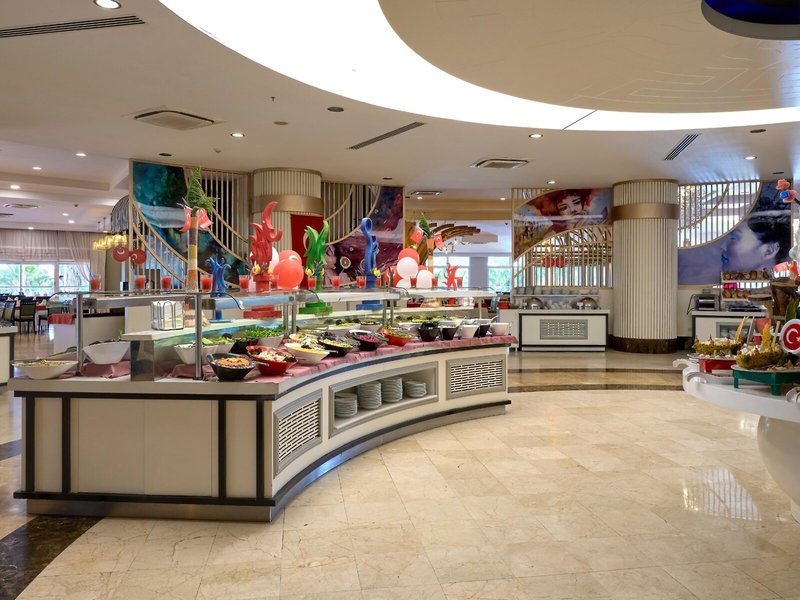 SunConnect Sea World Resort & Spa 26