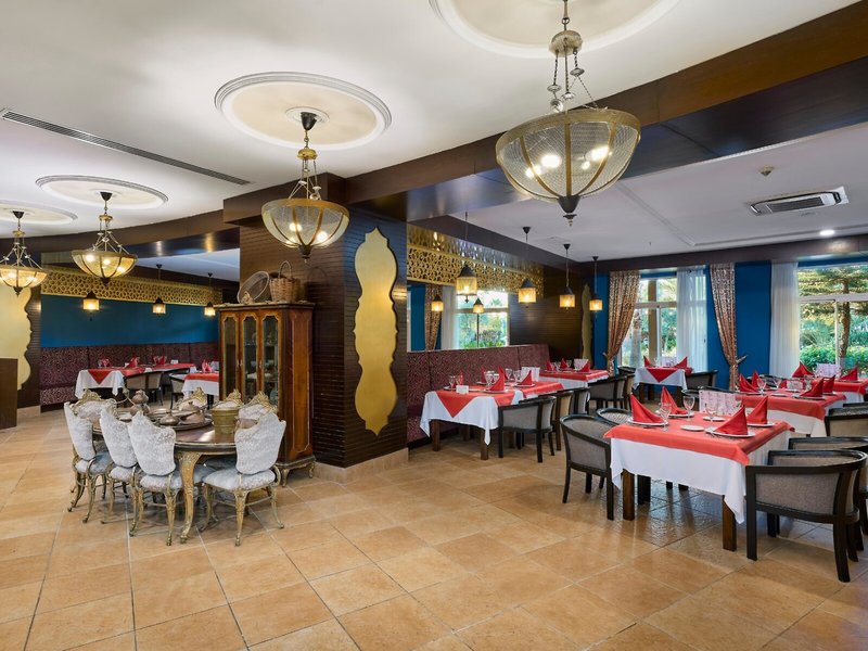 SunConnect Sea World Resort & Spa 31