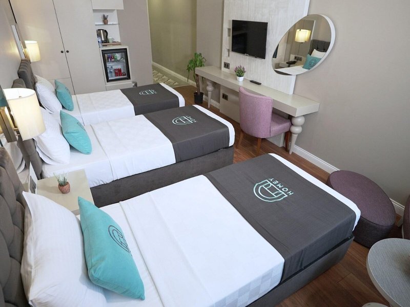 Homey AirPort Hotel 50