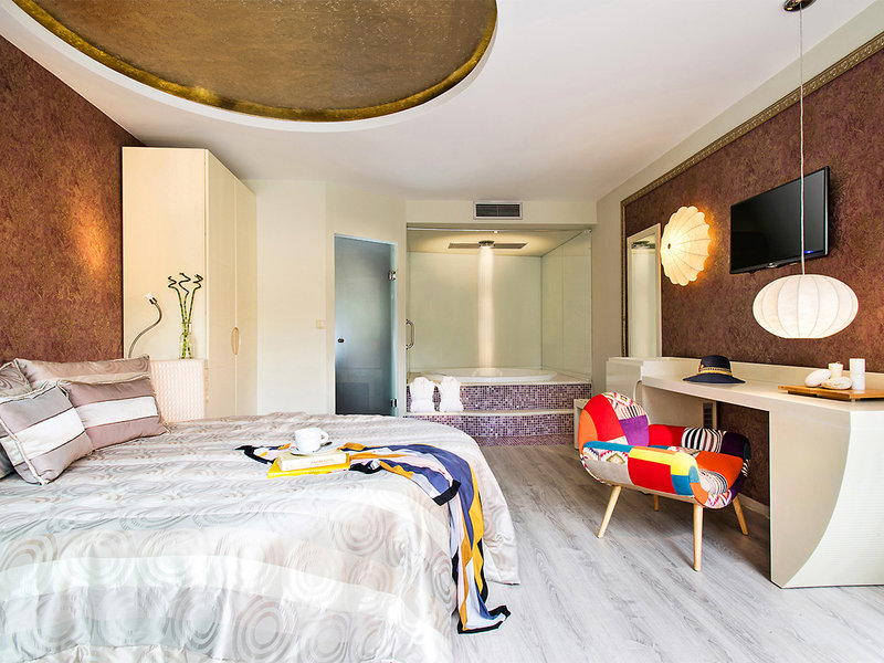 Alexandra Golden Boutique Hotel 11