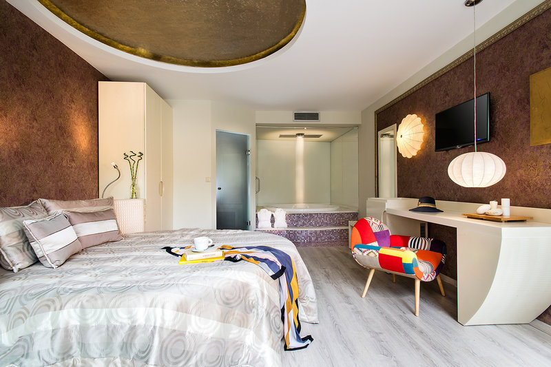 Alexandra Golden Boutique Hotel 9