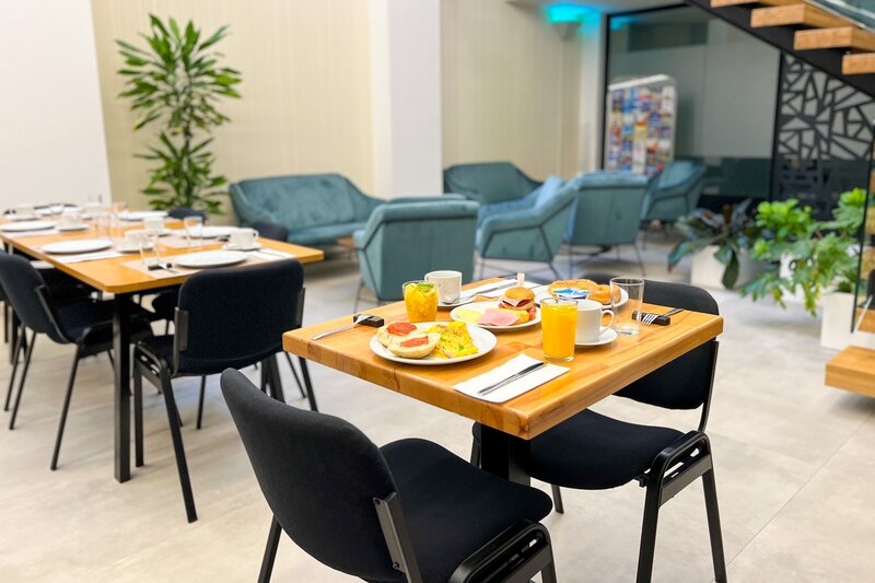 Hotel MG Poniente 3