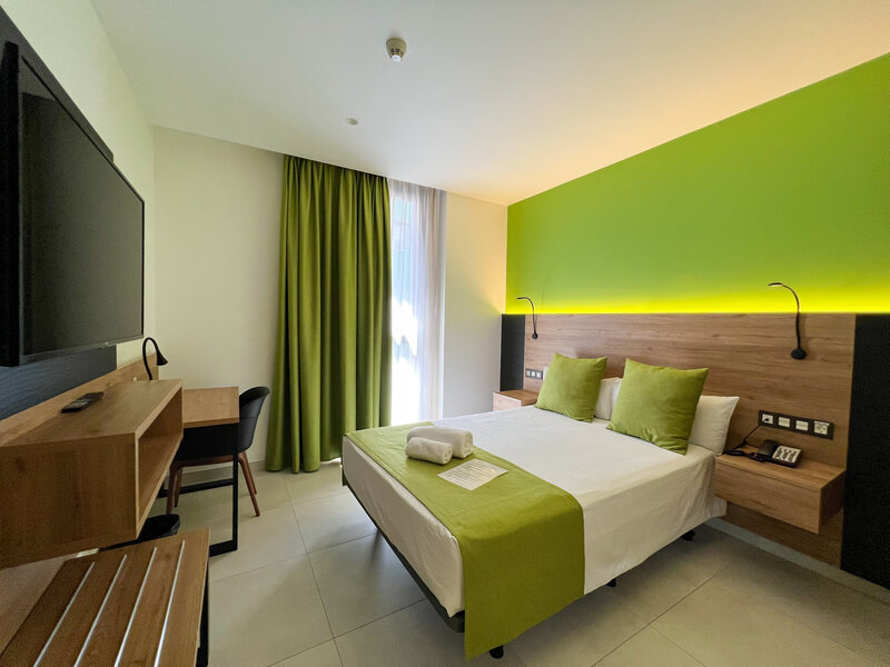 Hotel MG Poniente 4